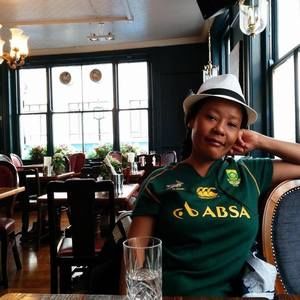 Meet your Posher, Elize